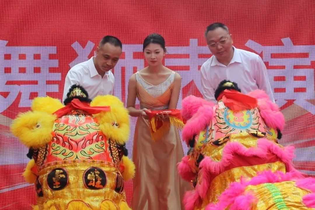 《神马文化助力茵冠，开启生物科技展示新征程》｜展厅设计公司